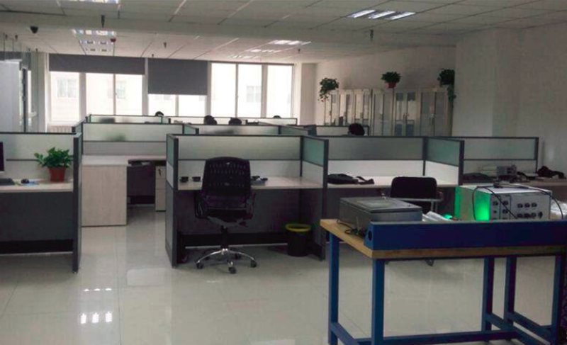 news006.jpg news006.jpg